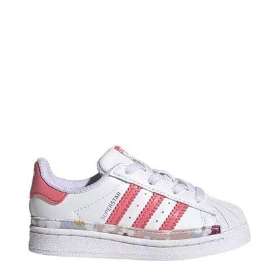 Athletic on sale adidas superstar