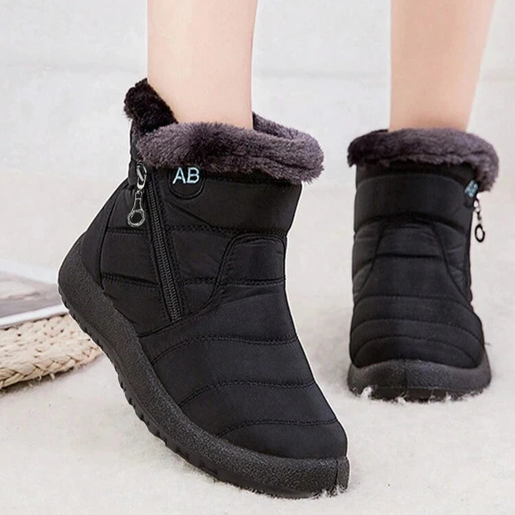 SHEIN - Letter Embroidered Side Zip Thermal Lined Snow Boots