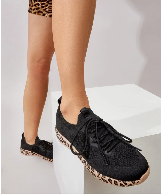 SHEIN - Breathable lace-up sneakers