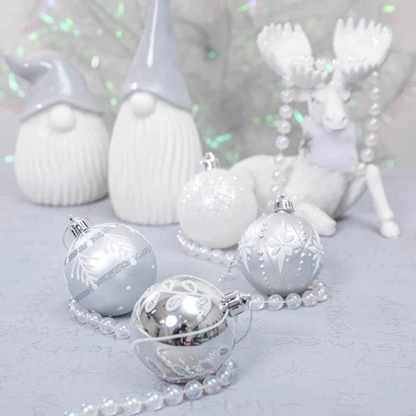 BRANDS & BEYOND Christmas Decoration Christmas Silver & White Baubles Set of 24