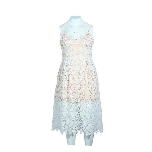 BRANDS & BEYOND Womens Dress XL / White Pull Over Dress