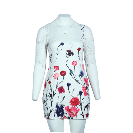 BRANDS & BEYOND Womens Dress XL / White V Neck Dress