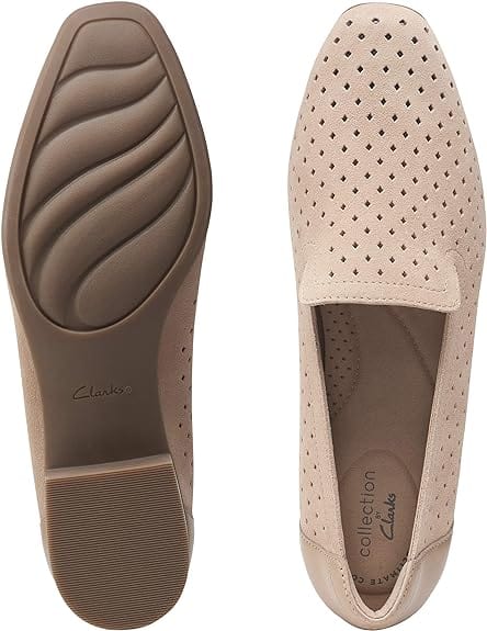 CLARKS 39.5 / Beige CLARKS - Juliet Hayes Leather Perforated Loafers