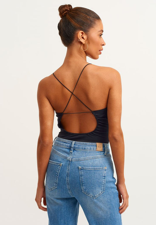 OXXO -  Cut-Out and Back Detailed Bodysuit