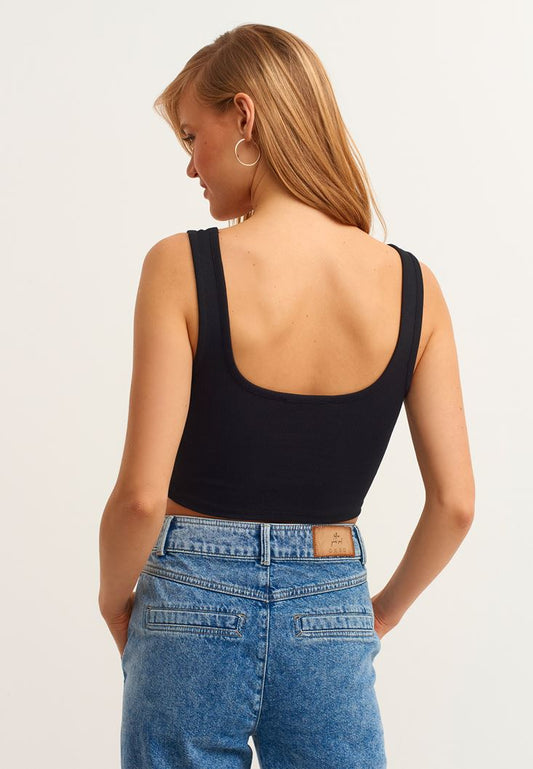 OXXO - Ribbed Textured Sleeveless Cropped Top