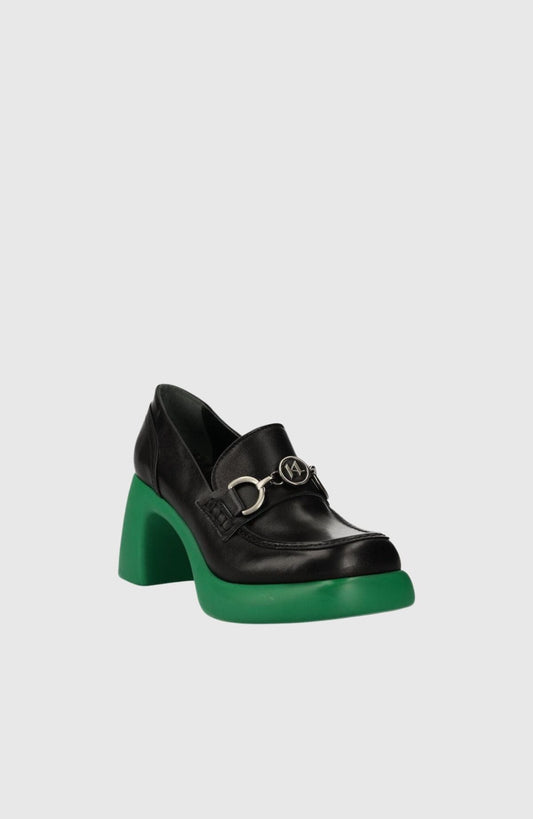 KARL LAGERFELD Womens Shoes KARL LAGERFELD - Astragon Klasp Loafer