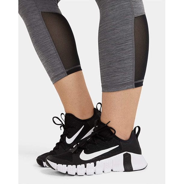 Nike cropped leggings sale best sale