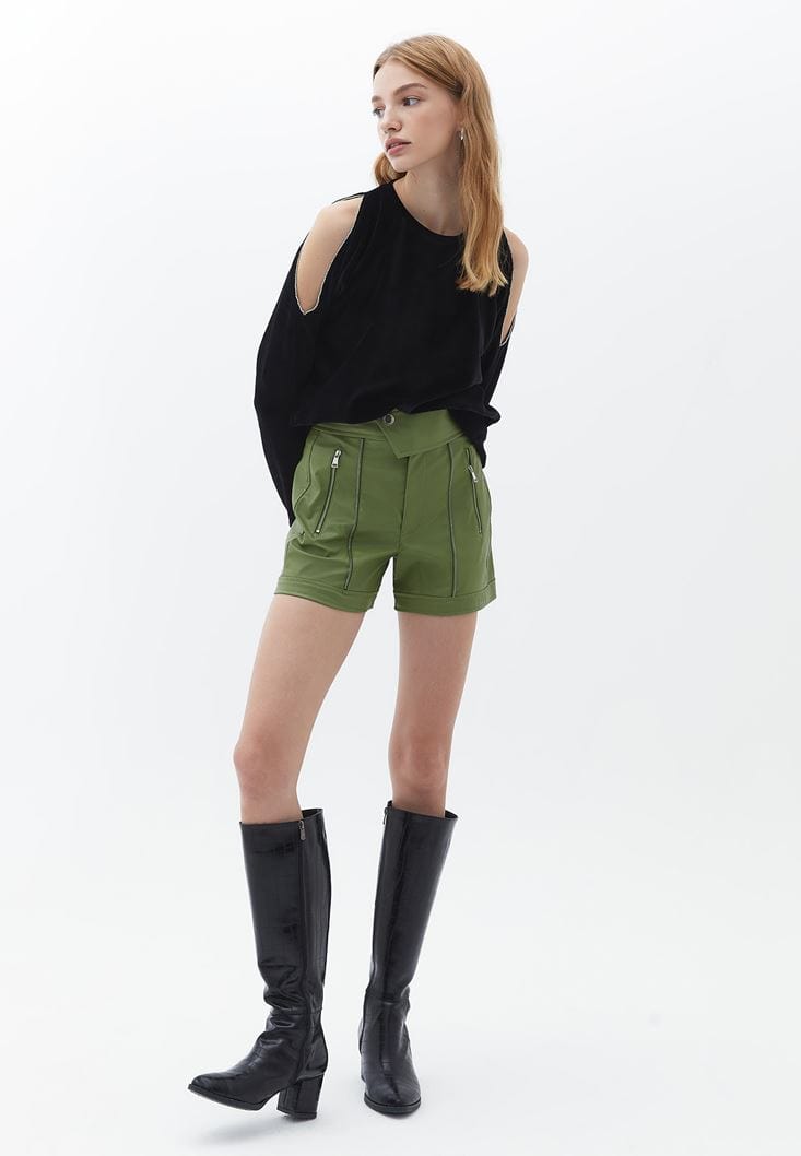 OXXO Womens Bottoms OXXO - Vegan Leather Shorts with Belt Detail