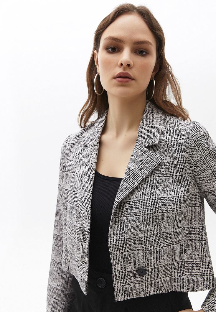 OXXO Womens Jackets OXXO - Plaid Crop Jacket