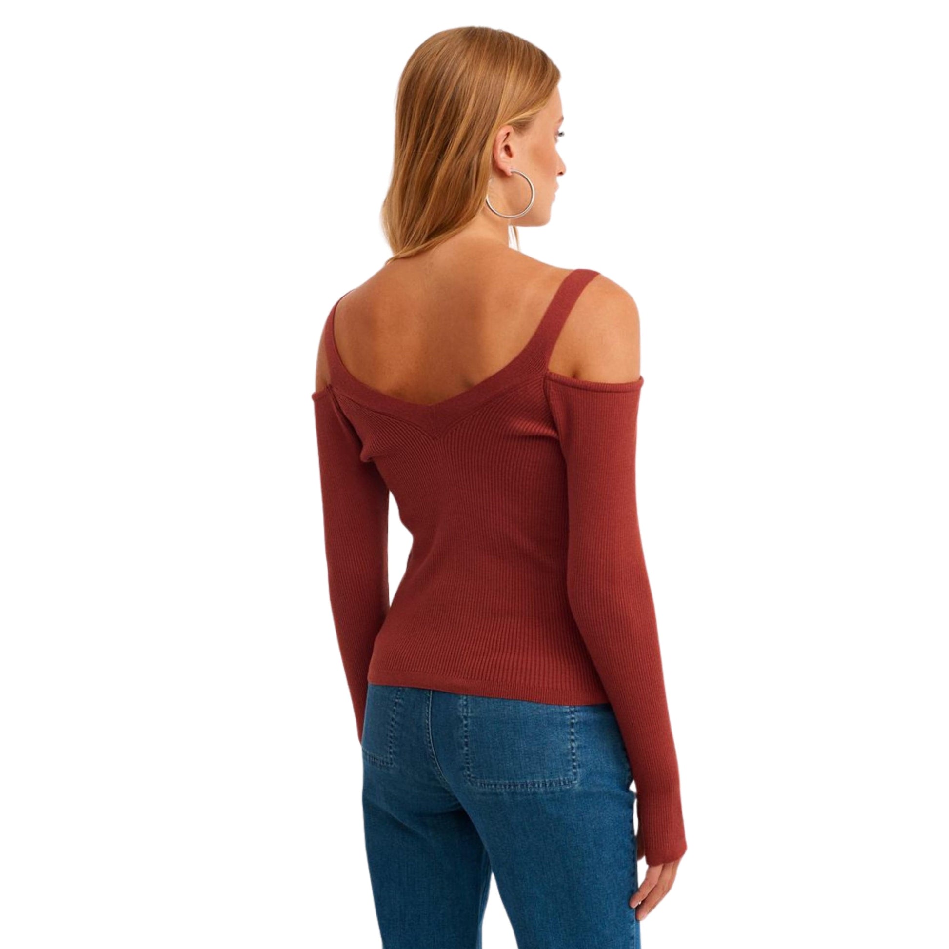 OXXO Womens Tops M / Burgundy OXXO - Cut-Out Detailed Knitwear