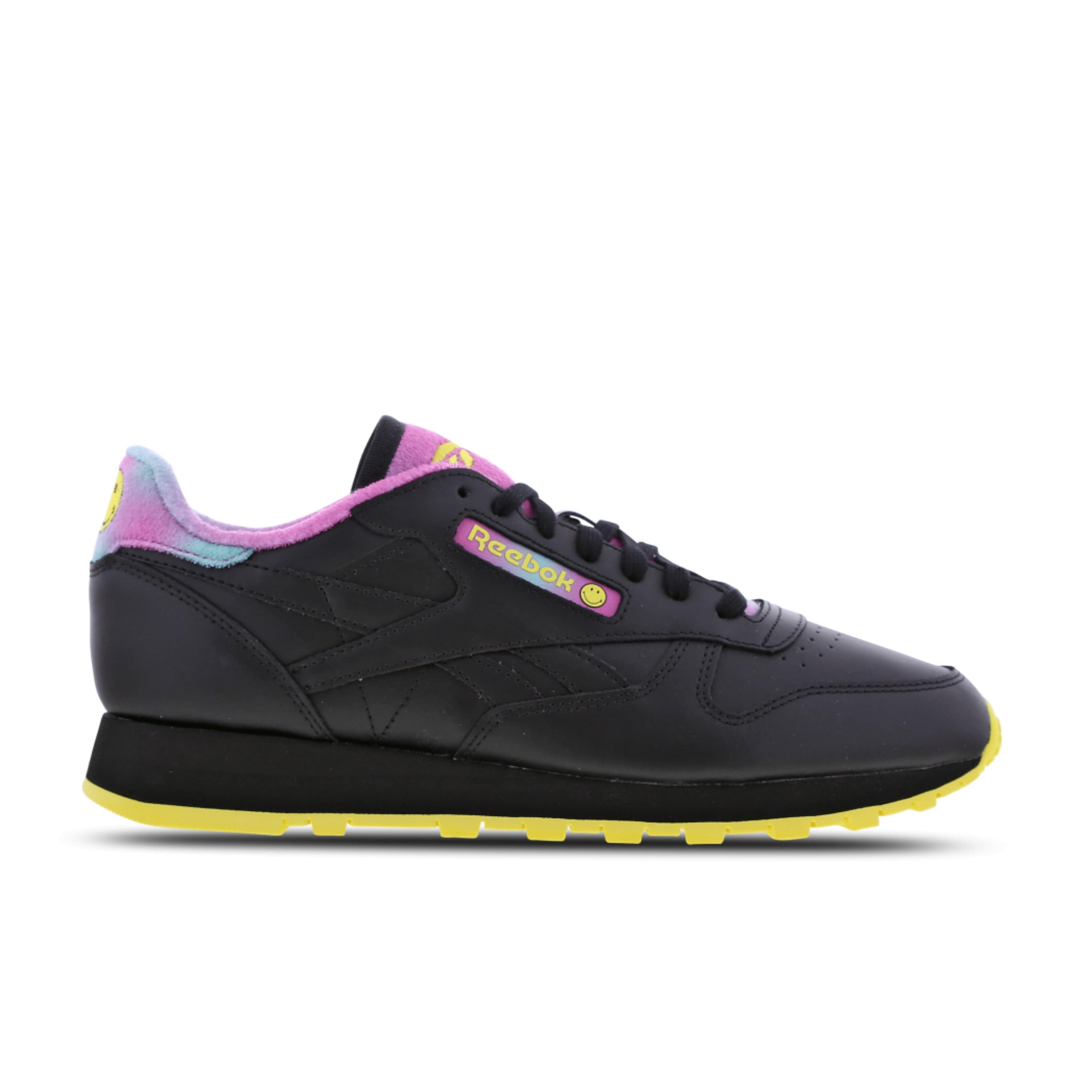 Reebok classic best sale athletic shoe