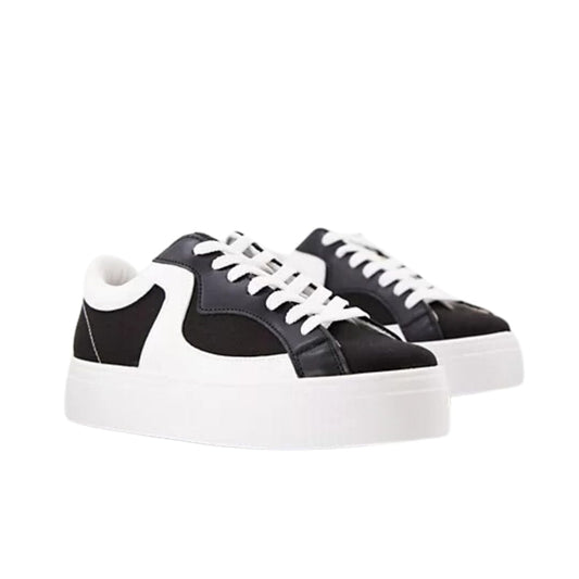 TOPSHOP Womens Shoes 37 / Black TOPSHOP - Craft Lace Up Trainer