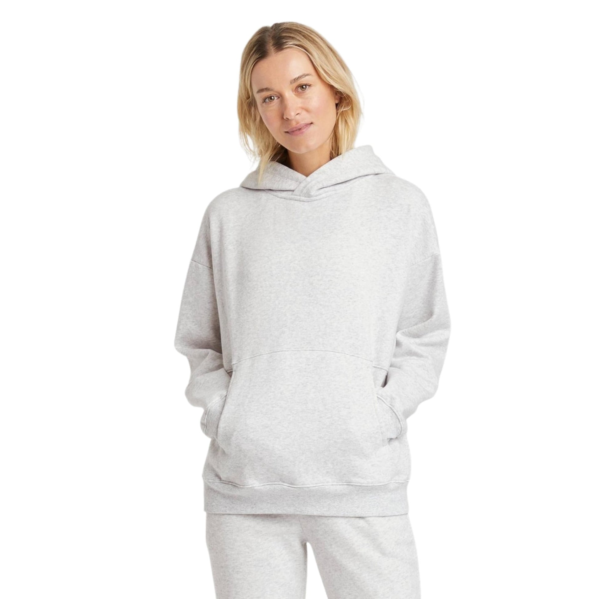https://brandsandbeyond.me/cdn/shop/products/all-in-motion-womens-tops-all-in-motion-fleece-hoodie-30990662336547.jpg?v=1669373589&width=1946