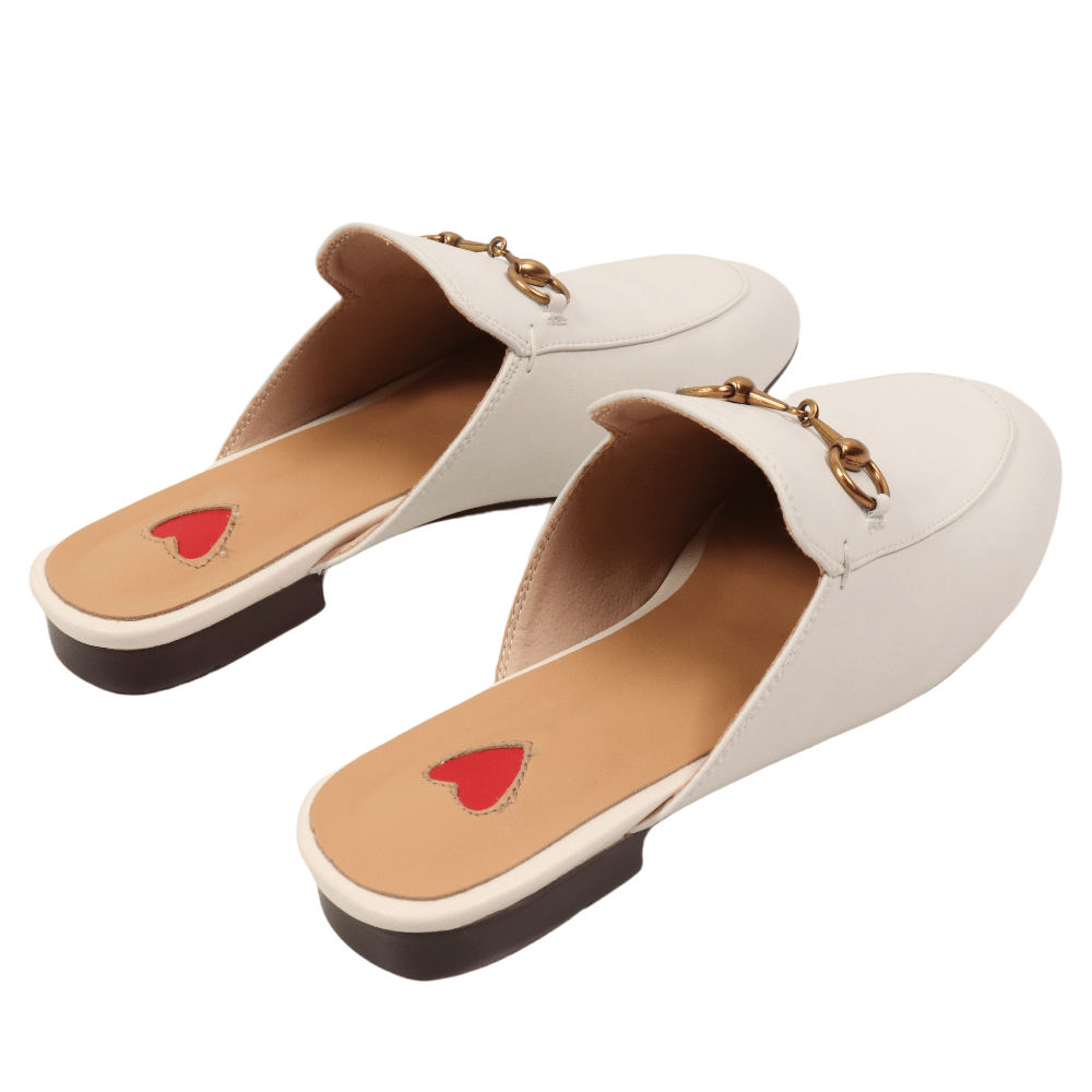 BRANDS & BEYOND Womens Shoes 36 / White Casual Slipper Flat