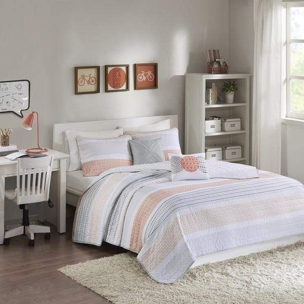 Intelligent Design Bed & Bath Twin XL / Coral / Multi Wilson Striped Reversible Coverlet Set - 4 Pieces