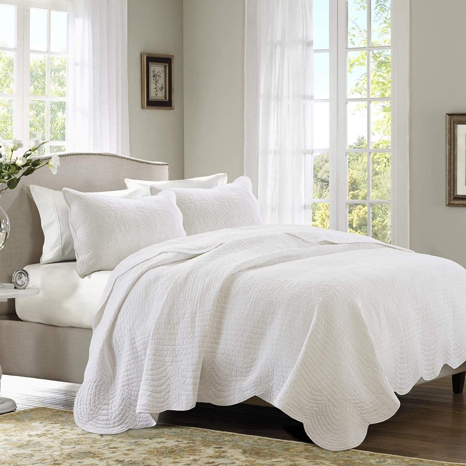 Madison Park Bedspread & Coverlet Full/Queen / White Madison Park - Plain Round Edged Coverlet Set