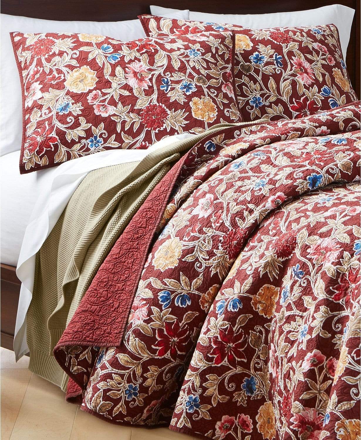 Martha Stewart Collection Comforter/Quilt/Duvet Full / Queen - 224cm x 234cm / Red Ditsy Climbing Blossoms Quilt - 1 Piece
