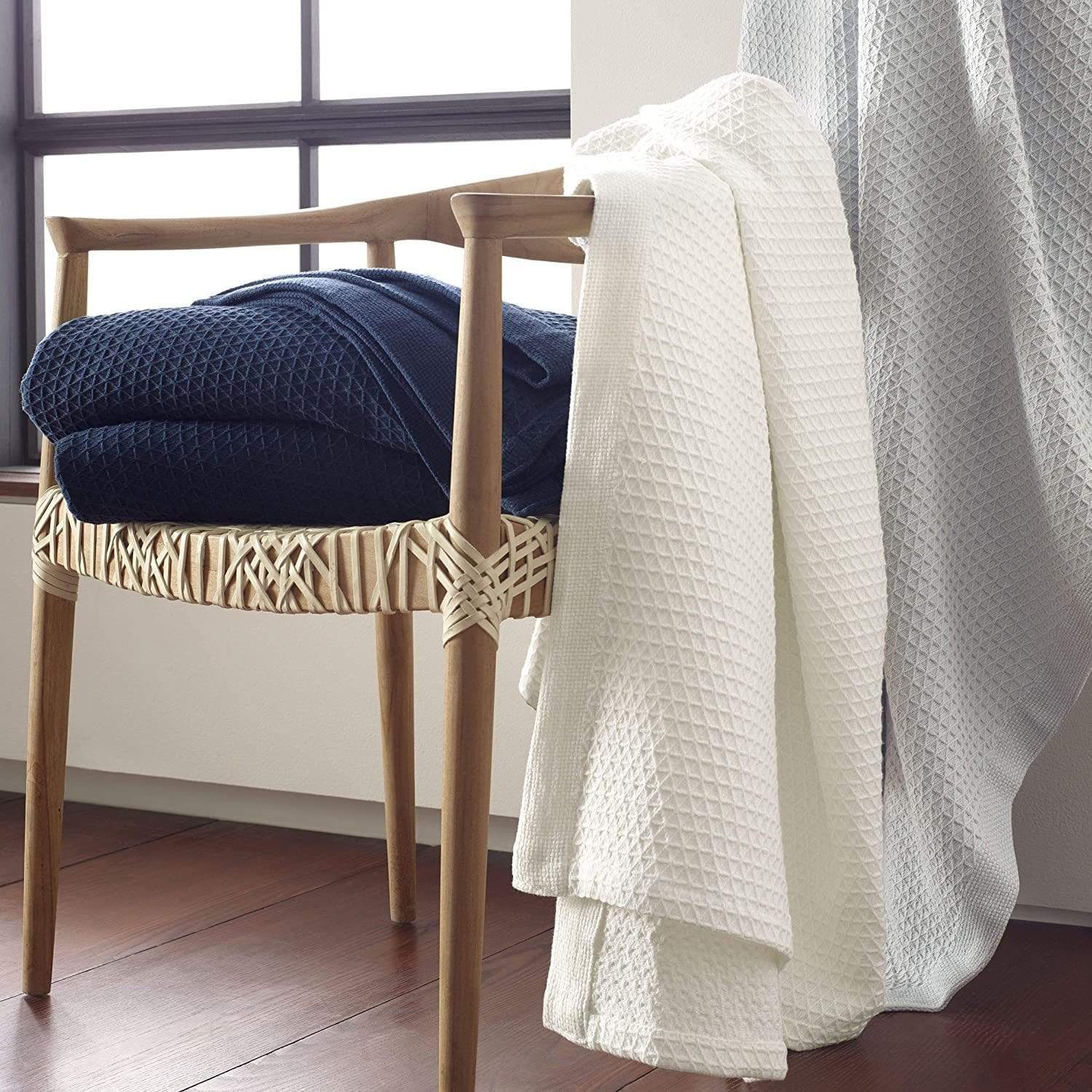 NAUTICA Bed & Bath Full/Queen / Navy Blue NAUTICA - Full Queen White Cotton Blanket