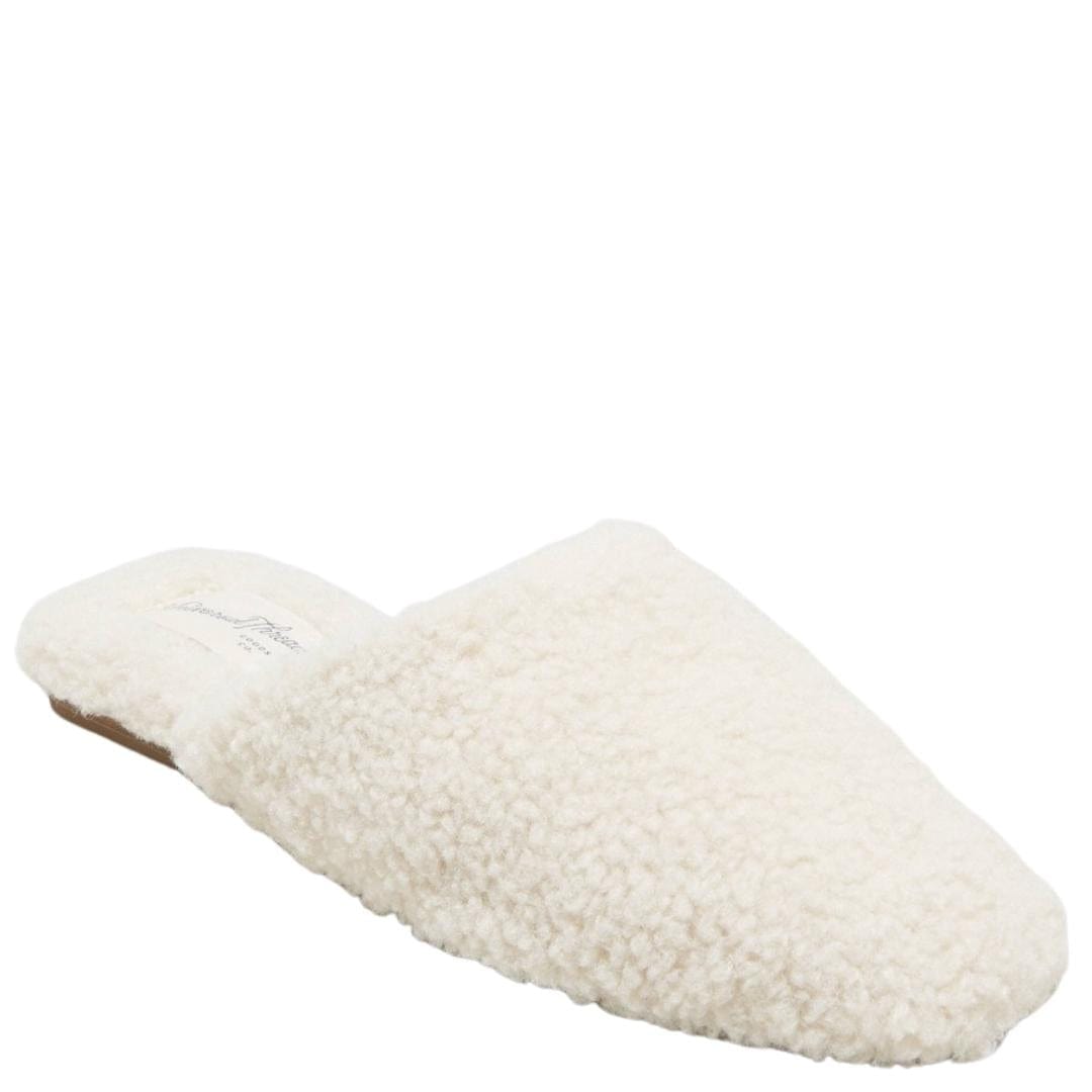 UNIVERSAL THREAD - Faux Fur Slipper – Beyond Marketplace