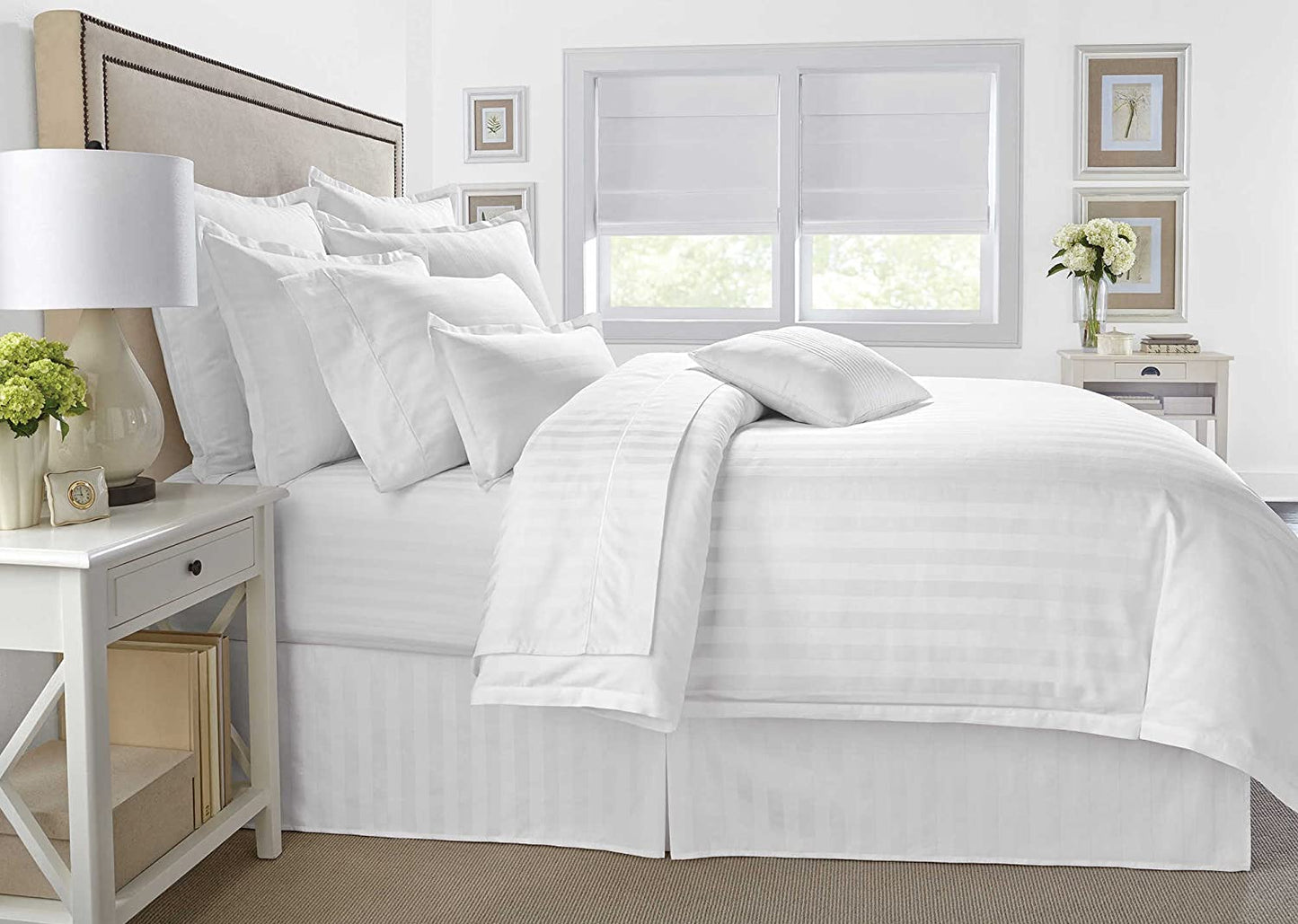 WAMSUTTA Comforter/Quilt/Duvet King - 269cm x 238cm / White WAMSUTTA - 500 Thread Count Reversible Comforter Set - 3 Pieces
